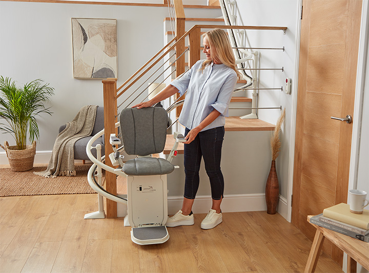 Platinum Ergo Curve Stairlift