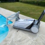gallery pool lift chair in water iSwim2